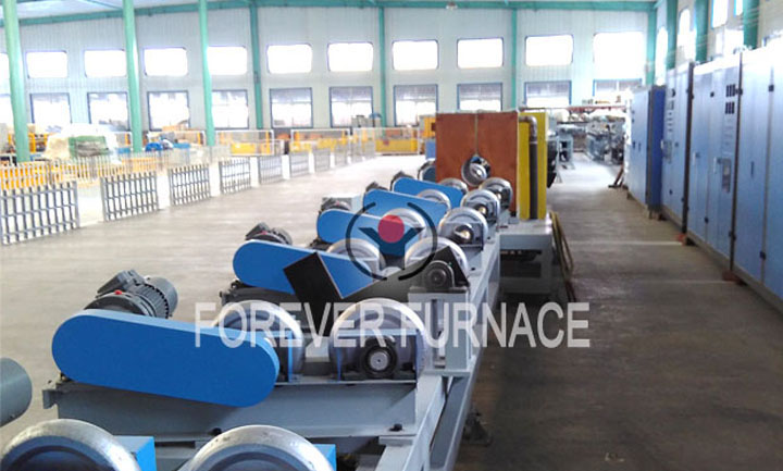 Seamless steel pipe induction annealing furnace