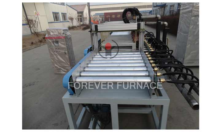 Leaf spring heating furnace