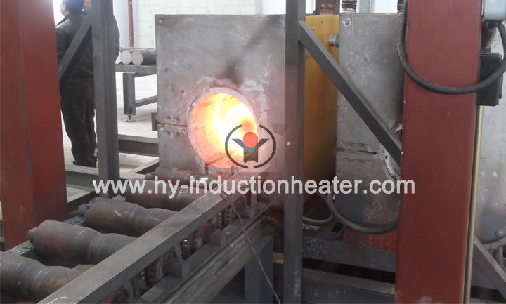 Steel pipe heat treatment machine